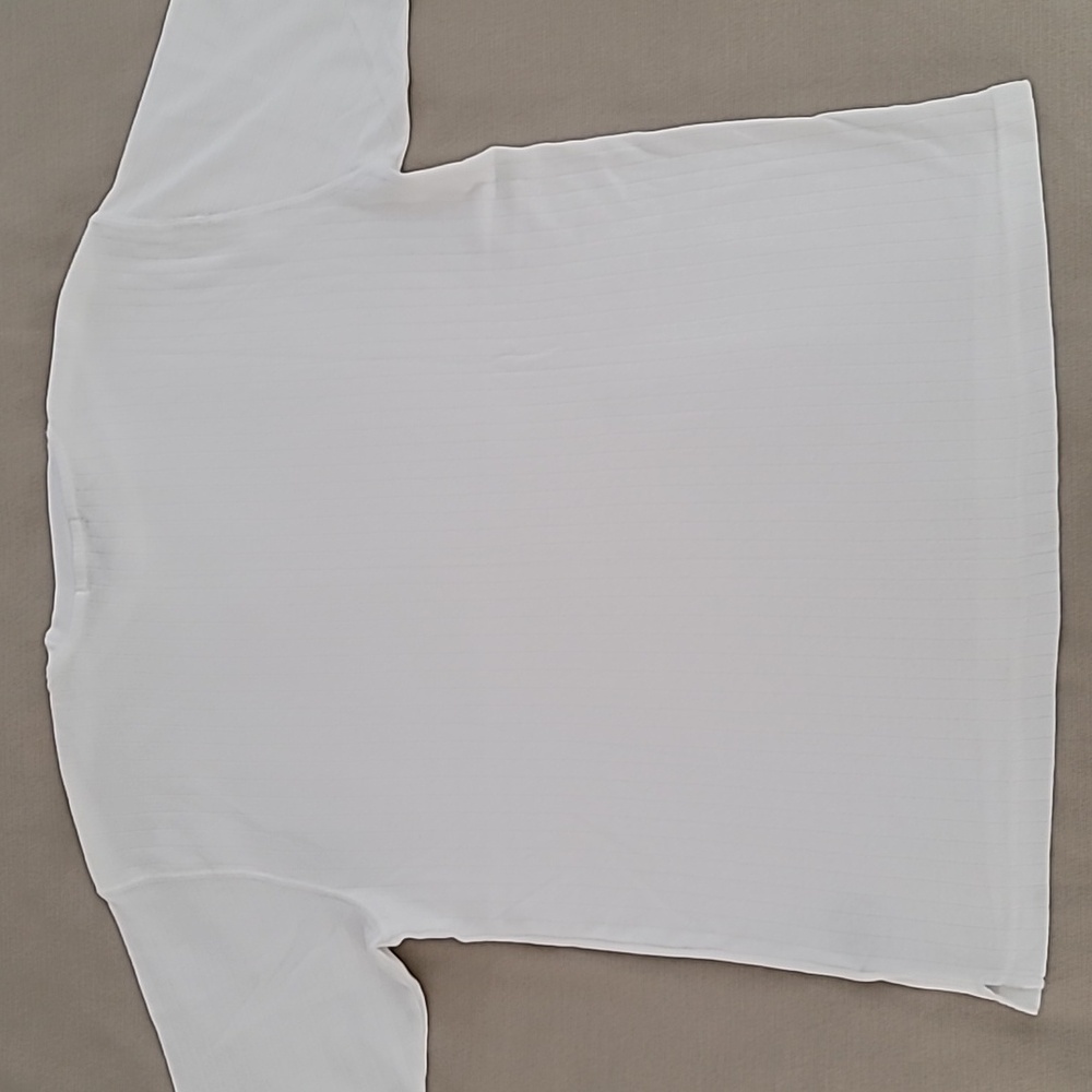 Geoffrey Beene Ribbed White Tee - Picture 10 of 11